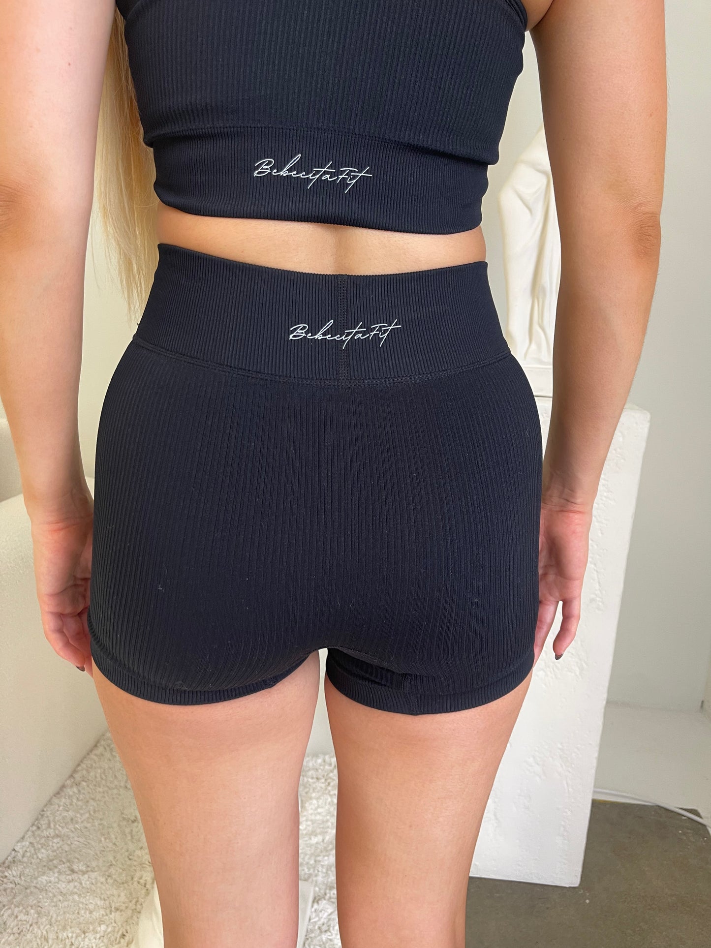 Glam Now Shorts (BLACK)
