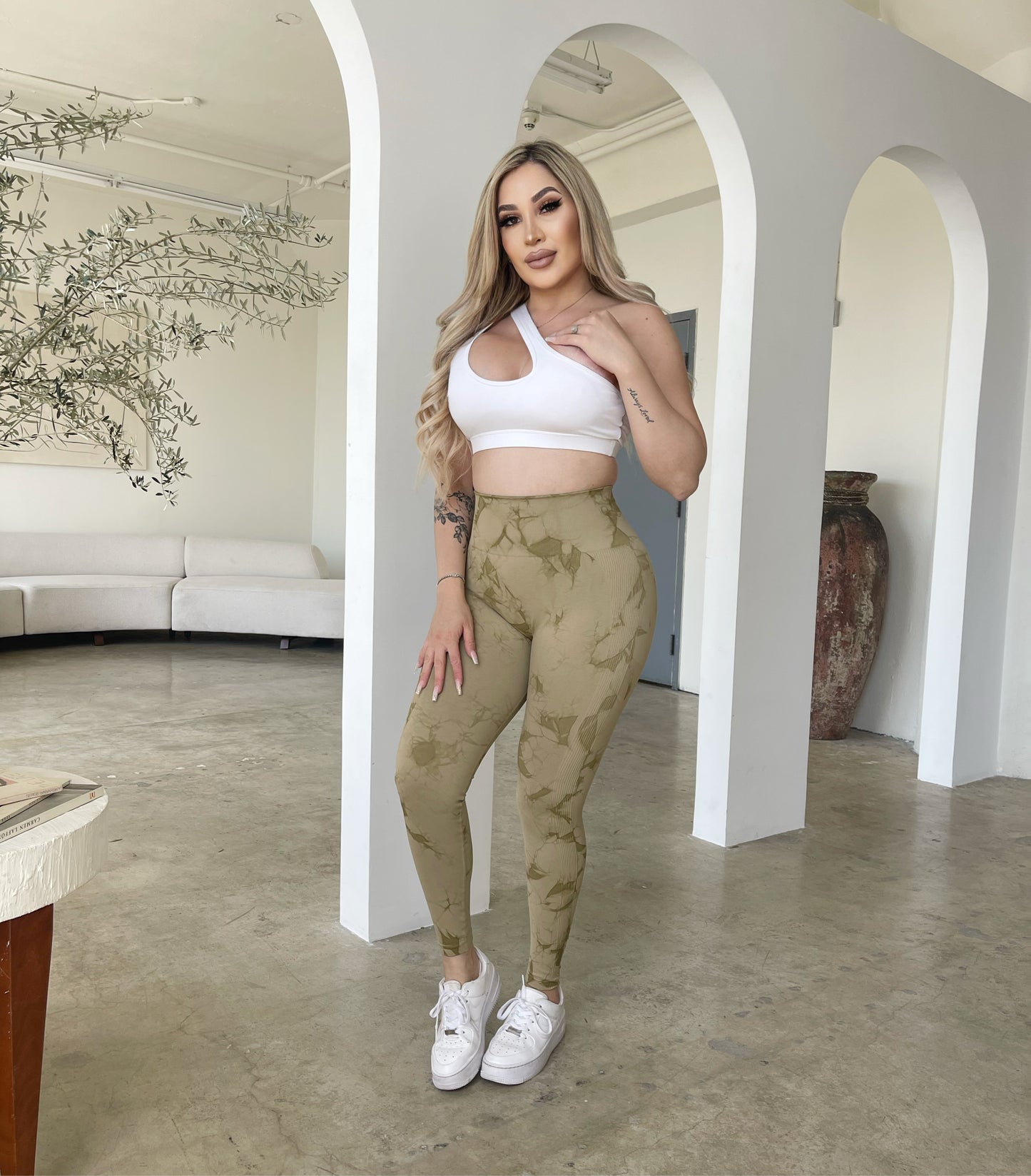 Marble Scrunch Leggings (LIGHT OLIVE)