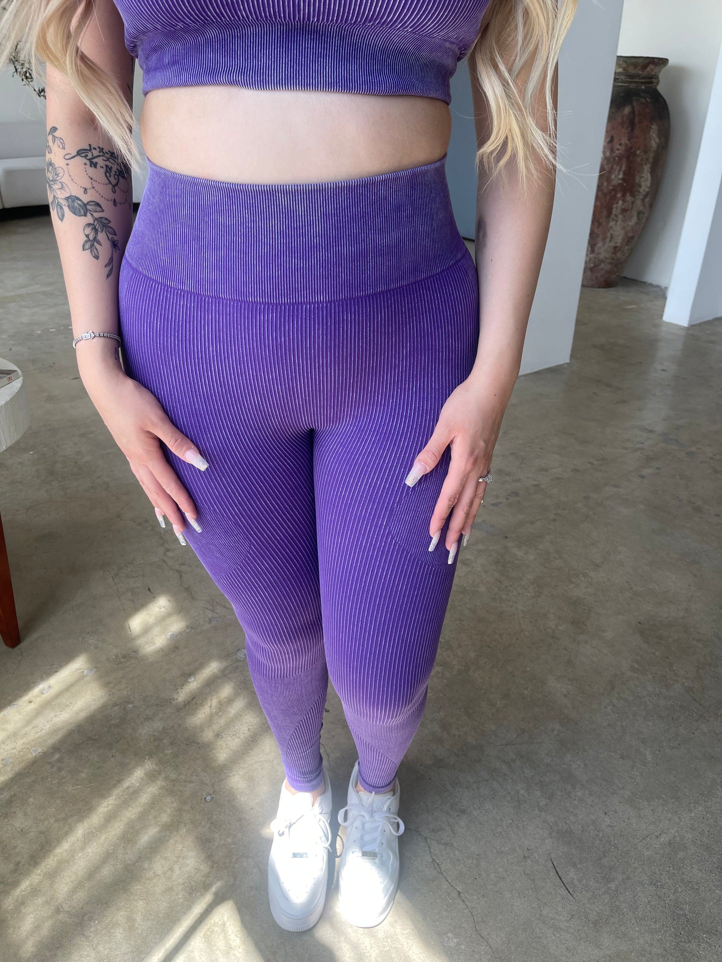 Girl Things Scrunch Leggings (VIOLET)